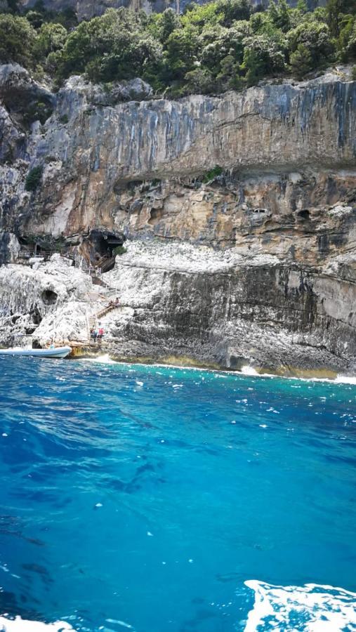 Bilocale Allegro Apartamento Cala Gonone Exterior foto